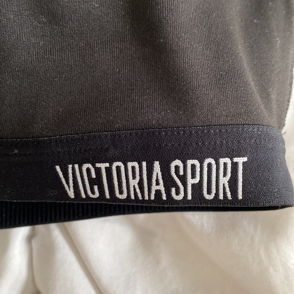 Victoria Sport 34D sports bra - Picture 6 of 6